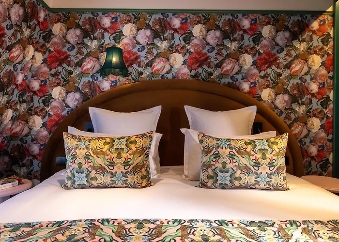 Hotel Ginette A La Folie & Spa París