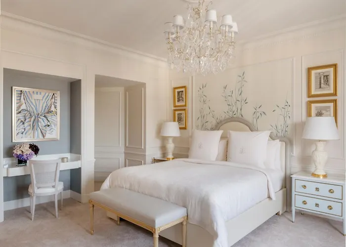 Four Seasons Hotel George V París
